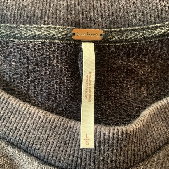 FREE PEOPLE Charcoal Gray Black Velvet Bell Sleeve Shirt - Picture 4 of 5